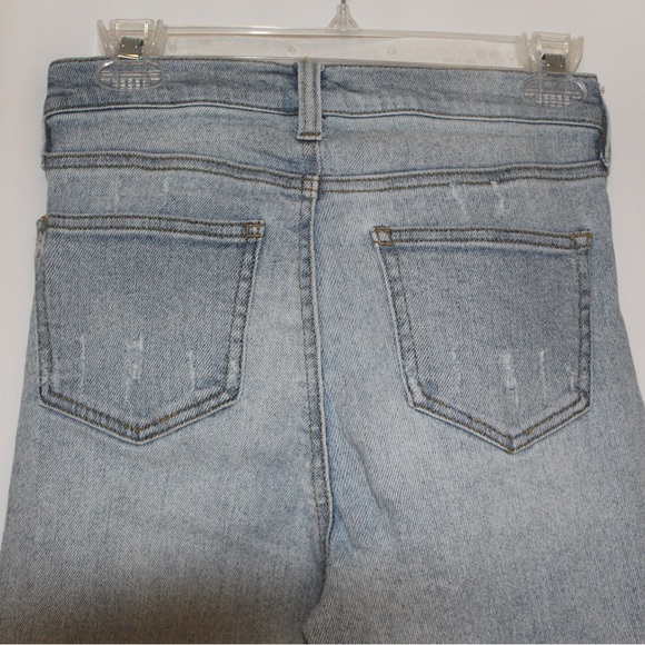 Fashion Nova Distressed Jeans - Picture 4 of 5